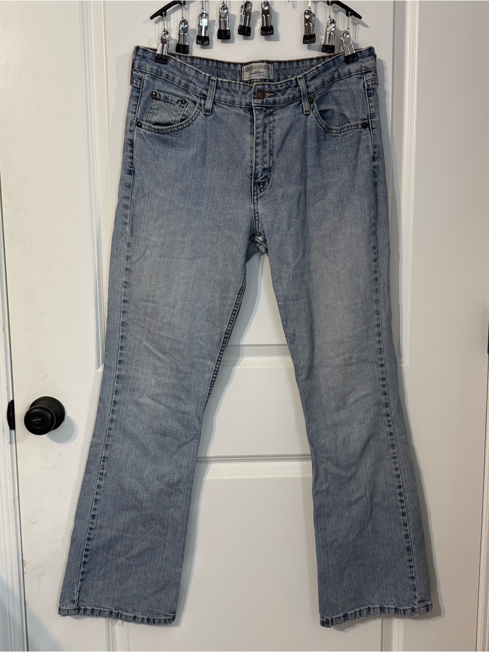 Levi Strauss Signature Low Rise Bootcut Jeans Women’s Medium Light Wash